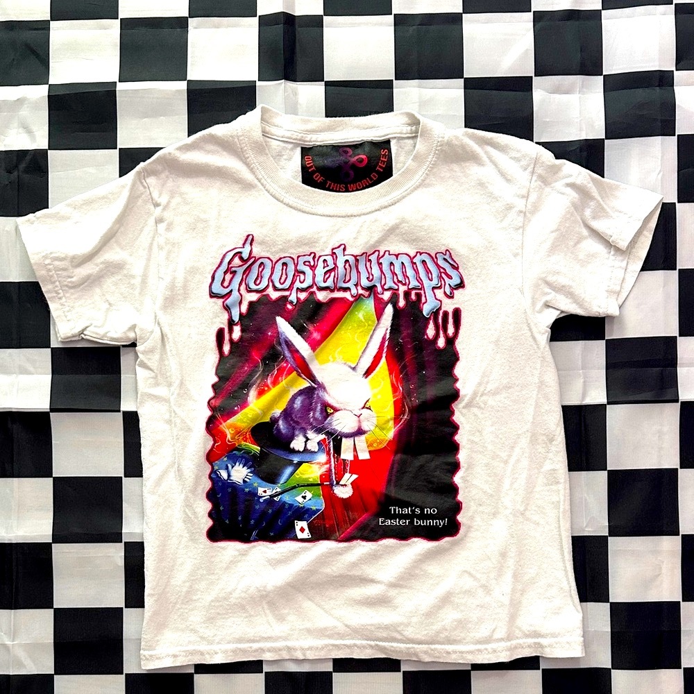 Out Of This World Tees Goosebumps Graphics Kids White Graphic Tee XS
